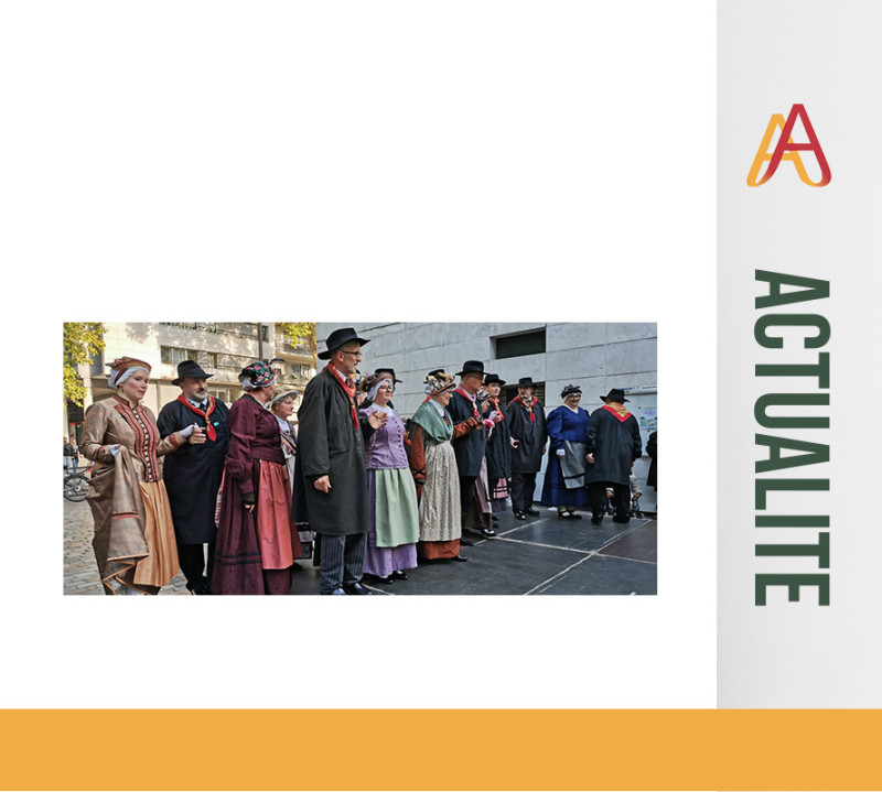 LES GROUPES FOLKLORIQUES AU MARCHE DES PAYS DE L'AVEYRON